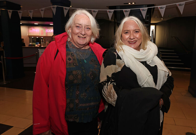  Lelia and Daireana Ni Chinneide, from Dingle.