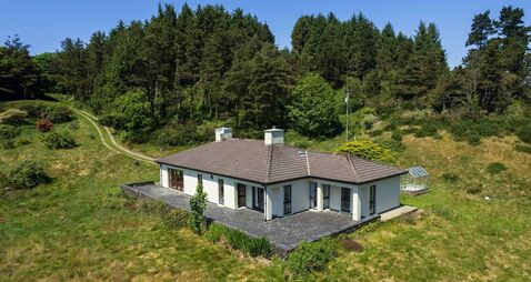 €845k bungalow on 21 acres in West Cork is a shore thing