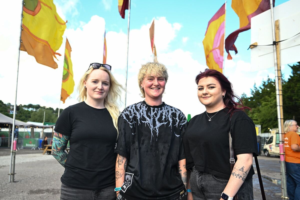 Lily Rose Murphy, Bailey Murphy and Laura O’Donovan ahead of the Bell X1 concert at Live at the Marquee. Picture: Chani Anderson