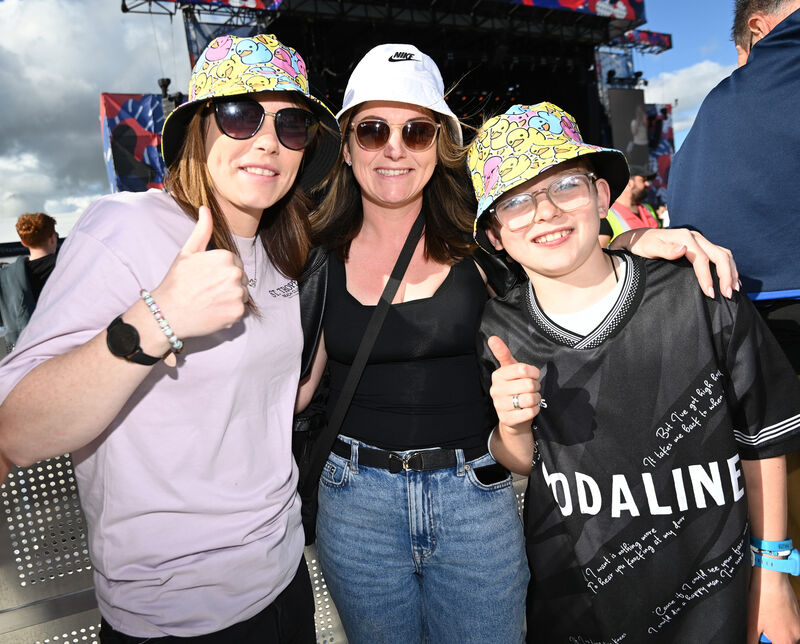 Stephanie and Melissa Cleary and Callum Tobin, from Carrick-on-Suir at the Kodaline concert at Musgrave Park in Cork. Picture: Eddie O'Hare Stephanie and Melissa Cleary and Callum Tobin, from Carrick-on-Suir at the Kodaline concert at Musgrave Park in Cork. Picture: Eddie O'Hare