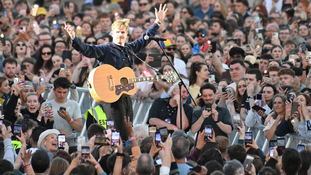 <p>Kodaline lead singer Steve Garrigan amid the delighted crowd in Cork's Musgrave Park (Virgin Media Park) tonight. Picture: Eddie O'Hare</p>