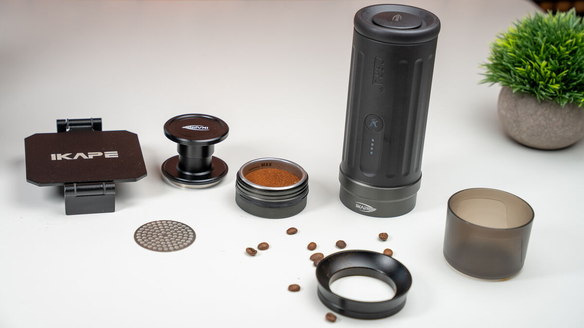 The Kaapo K2 features a premium stainless-steel bottomless portafilter and a complete accessory kit, including a magnetic dosing funnel and a spring-loaded tamper. Picture: Noel Campion