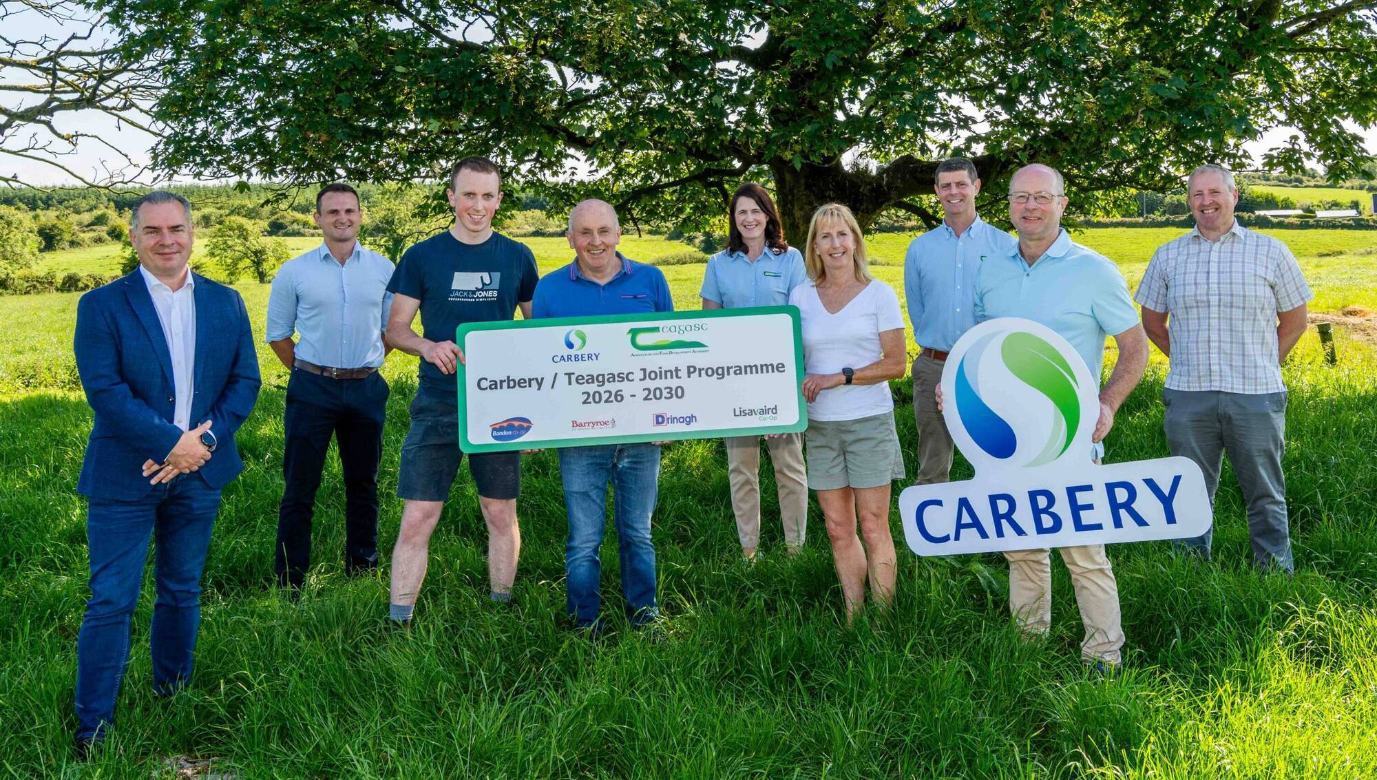 (Left to right) Jason Hawkins, CEO of Carbery Group; Darragh O'Donovan, farm sustainability lead with Carbery; Michael and Fachtna Collins, demonstration farmers; Gráinne Hurley, Teagasc regional advisory manager for Cork West; Joan Collins, Tom Curran, Teagasc head of advisory services; Don Crowley, Teagasc joint programme co-ordinator, and Enda Buckley, director of sustainability at Carbery. Picture: Andy Gibson
