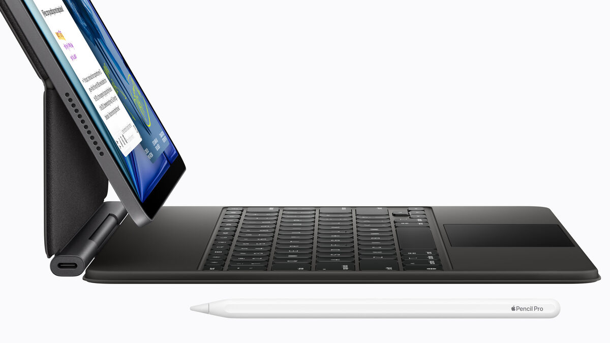 Seamlessly switch between mobile browsing and desktop-style productivity using the Magic Keyboard and iPadOS. Picture: Apple. Seamlessly switch between mobile browsing and desktop-style productivity using the Magic Keyboard and iPadOS. Picture: Apple.