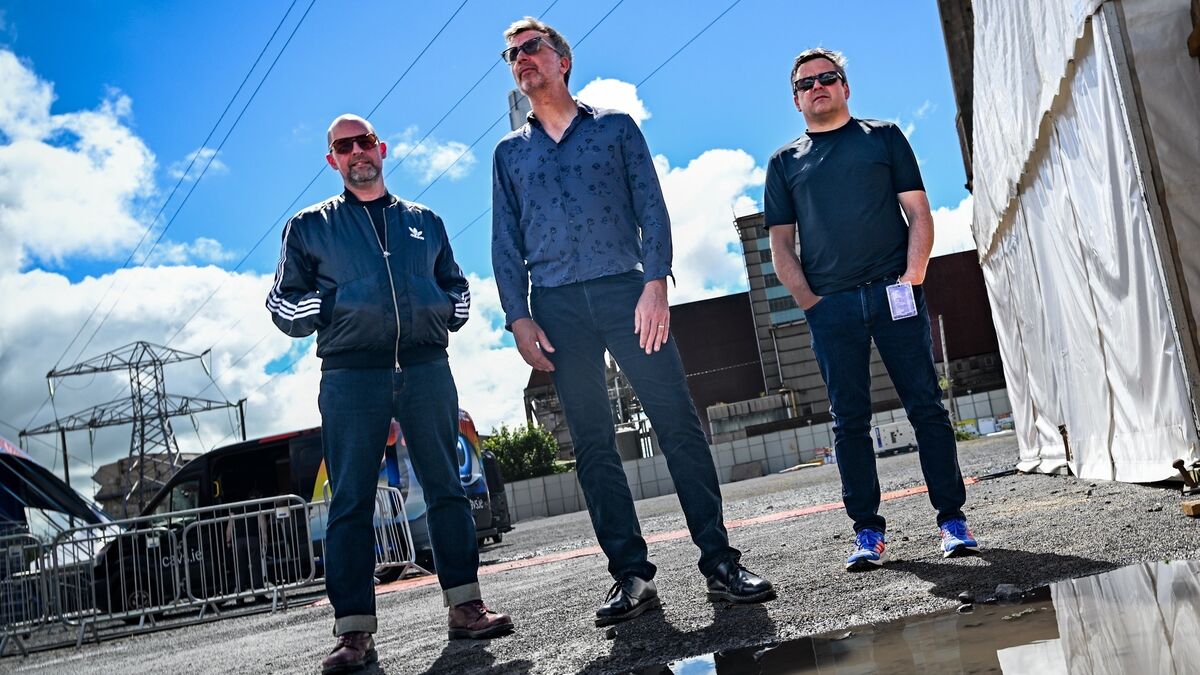 I'm a lifelong Bell X1 fan, I got to go backstage as they performed Live at the Marquee