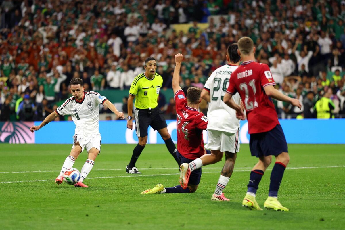 Alvaro Fidalgo scores in injury time. Picture: Lars Baron/Getty Images