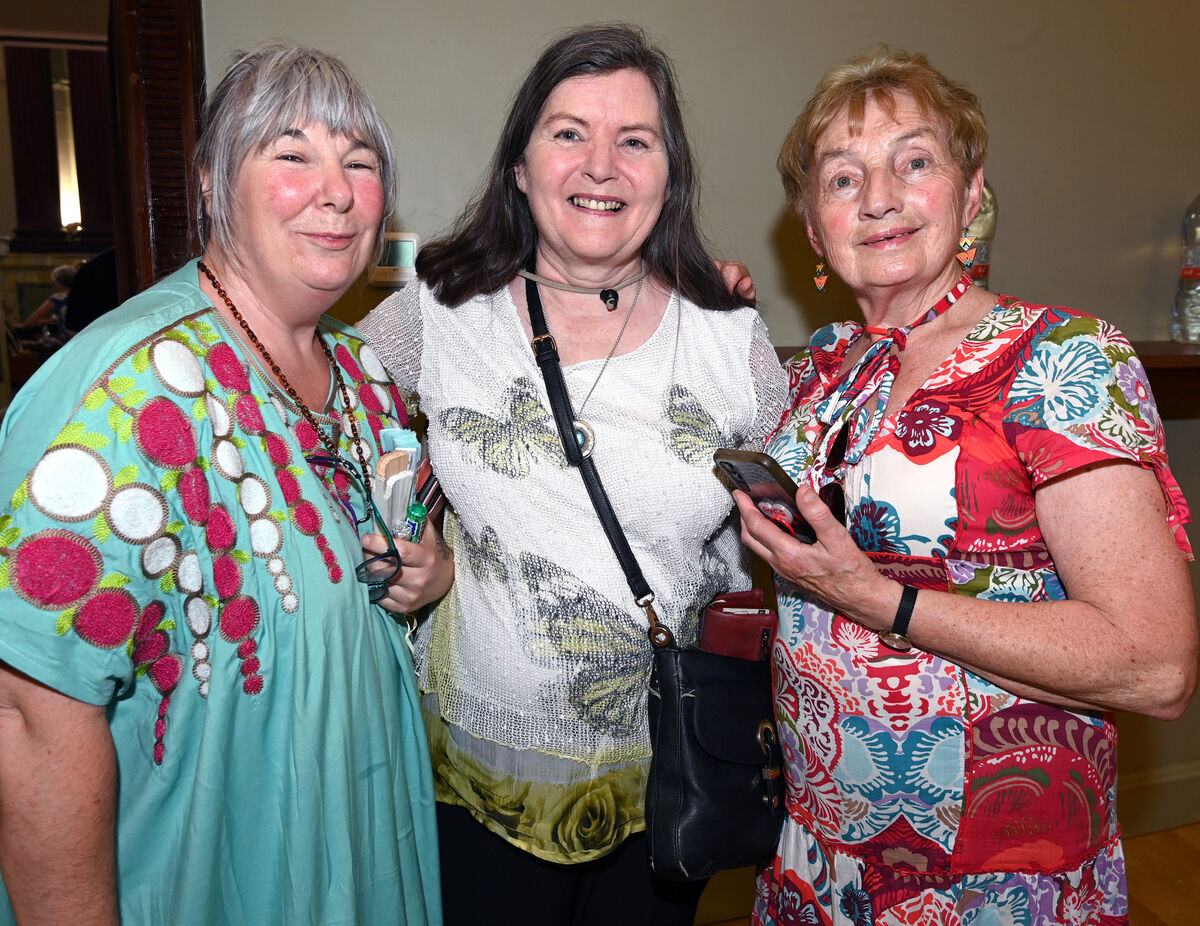  Rose Bluett, Maria Gillen and Annette Donoghue.