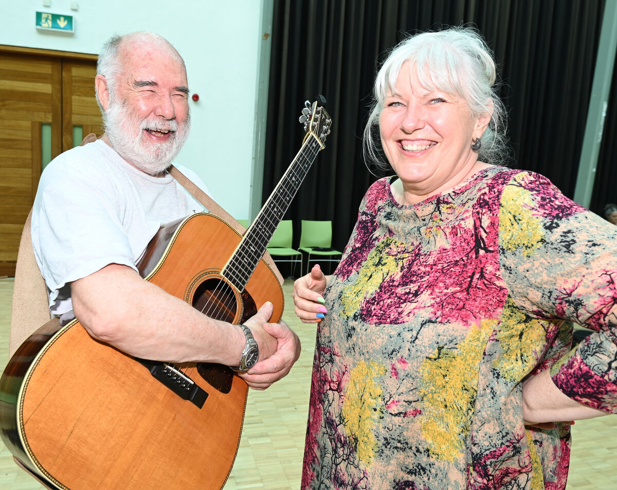  Mick Daly and Majella Cullagh getting ready to play at the fundraiser. 