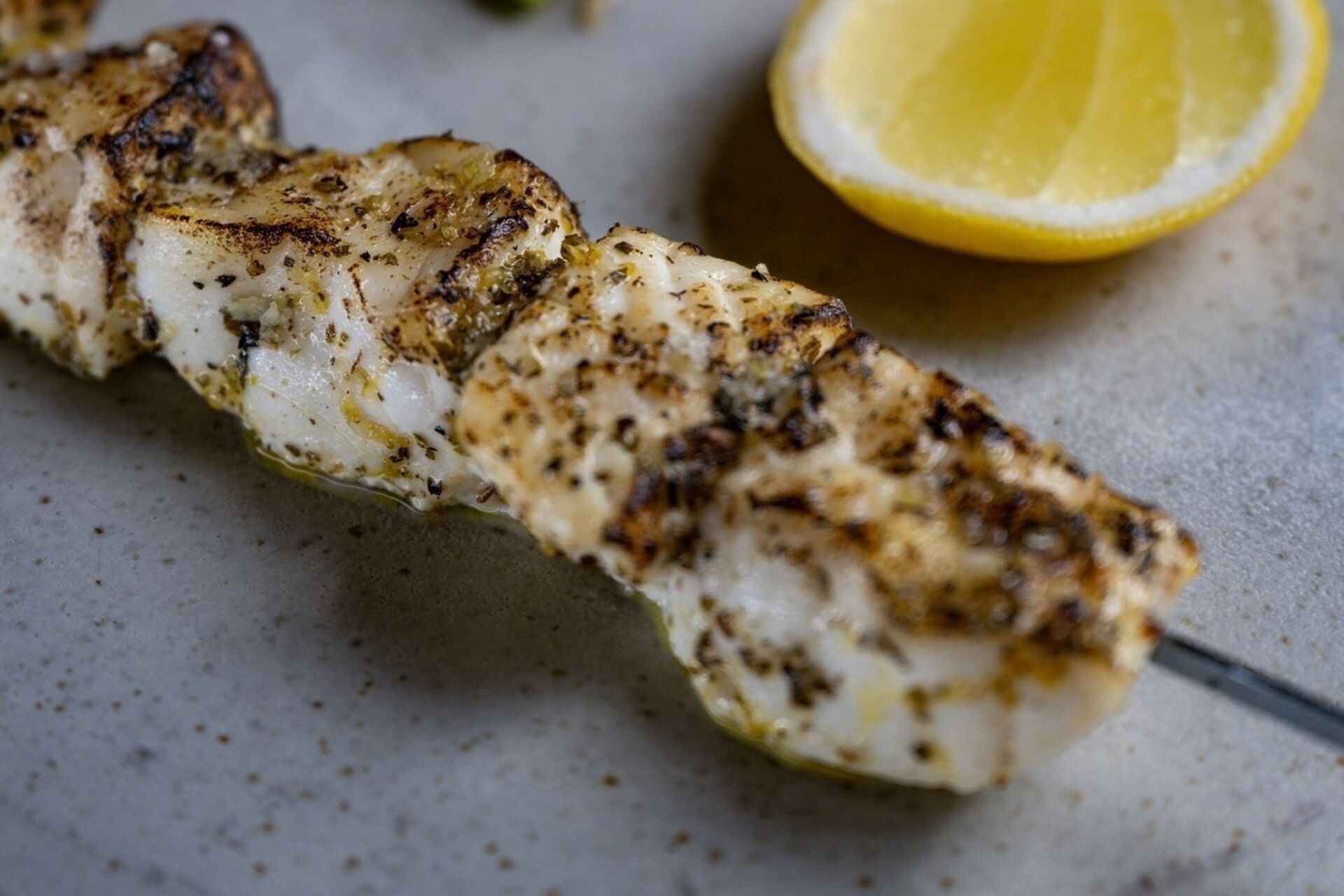 Monkfish skewers with radish and apple salad