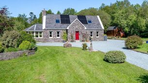 <p>Beech Cottage, Templenoe</p> <p>Beech Cottage, Templenoe</p>