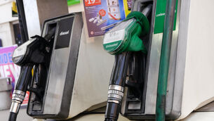 <p>Simon Harris has confirmed petrol and diesel excise cuts will be fully phased out by the end of 2026 while questioning why fuel prices remain high. File picture</p>