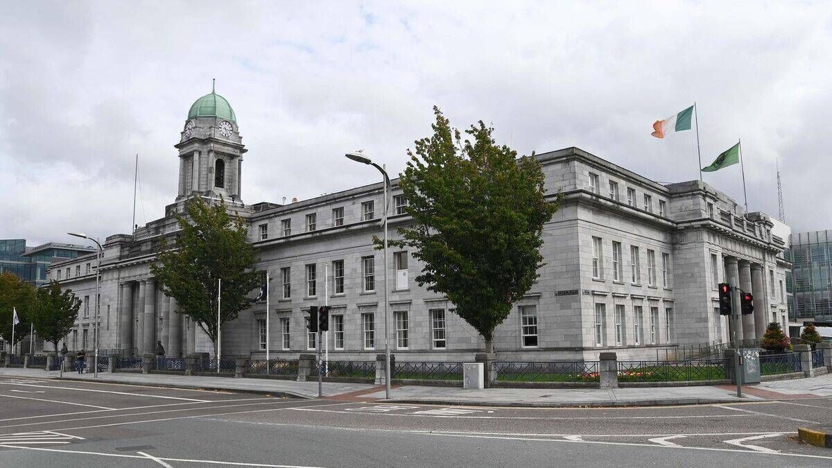 Finance chief takes action against Cork council to prevent role transfer