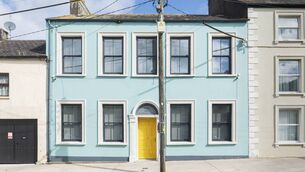 <p>College House, Cloyne Co. Cork.</p> <p>College House, Cloyne Co. Cork.</p>