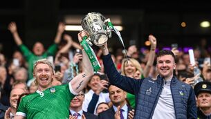<p>GOOD TIMES: Limerick players Cian Lynch and Declan Hannon lift the Liam MacCarthy Cup at Croke Park. Pic: Piaras Ó Mídheach/Sportsfile.</p>