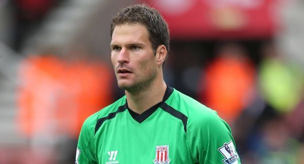 Stoke announce Begovic to join Chelsea