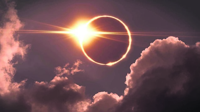<p>The event will occur between approximately 6pm and 8pm, with the exact timing being dependent on your location. <span class="contextmenu emphasis CaptionCredit">	Pictures: iStock</span>
            </p>