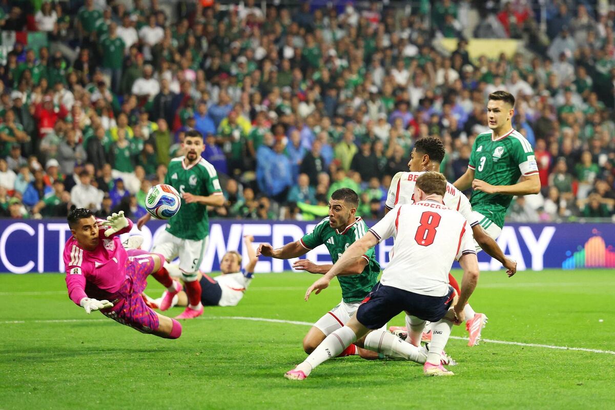 JUDE AT ALTITUDE: Jude Bellingham forces home England's second goal, 98 seconds after the opener, in their World Cup Round of 16 game against Mexico at the Azteca Stadium. Pic: Michael Steele/Getty Images JUDE AT ALTITUDE: Jude Bellingham forces home England's second goal, 98 seconds after the opener, in their World Cup Round of 16 game against Mexico at the Azteca Stadium. Pic: Michael Steele/Getty Images