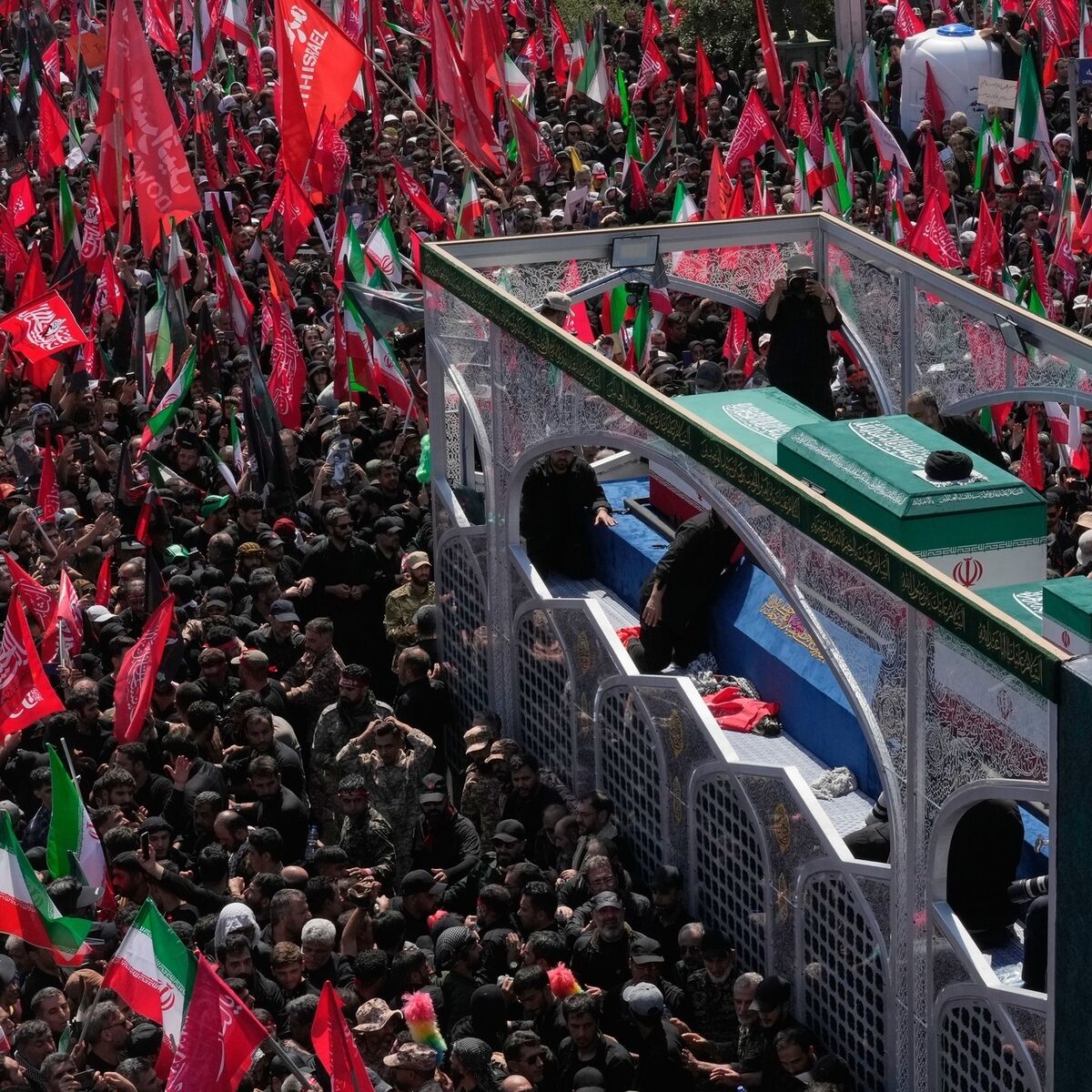 Thousands Attend Funeral Ceremony for Ayatollah Ali Khamenei