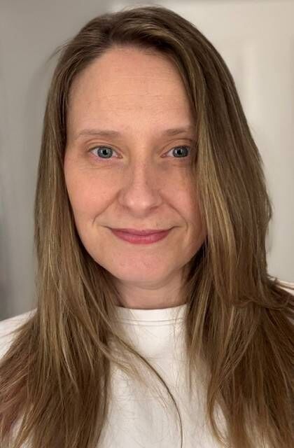 Aoife Habenicht said of her care: 'Of my 25 radiation sessions, six were delayed because the LINAC machine broke down and we had to move to another unit.' Aoife Habenicht said of her care: 'Of my 25 radiation sessions, six were delayed because the LINAC machine broke down and we had to move to another unit.'