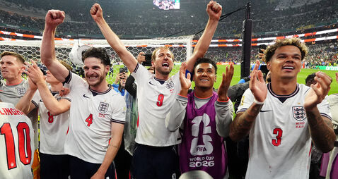 Mexico v England - FIFA World Cup - Round of 16 - Mexico City Stadium