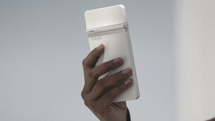<p>A slim, matte-finish design that makes the Krono easy to hold during long reading sessions. Picture: DuRoBo</p> <p>A slim, matte-finish design that makes the Krono easy to hold during long reading sessions. Picture: DuRoBo</p>