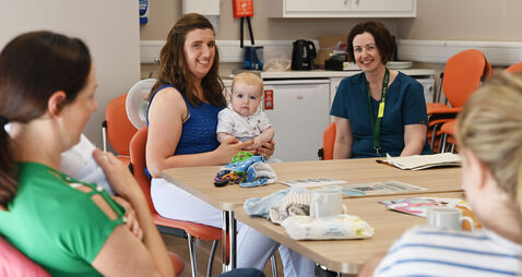 Postnatal hubs offer new mums a bridge between hospital and home
