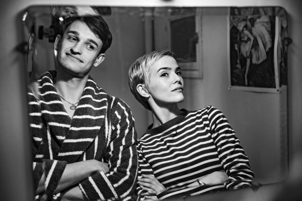 (Left to right) Aubry Dullin as Jean-paul Belmondo and Zoey Deutch as Jean Seberg in Nouvelle Vague. Photo: Jean-Louis Fernandez/Courtesy of Netflix (Left to right) Aubry Dullin as Jean-paul Belmondo and Zoey Deutch as Jean Seberg in Nouvelle Vague. Photo: Jean-Louis Fernandez/Courtesy of Netflix