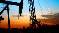 Iran flags timely major oil discovery