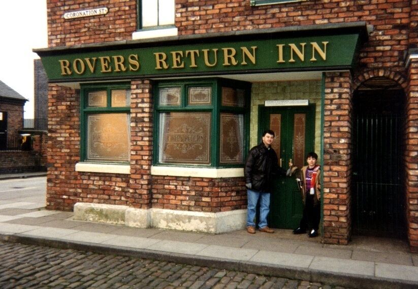 Commercial television network ITV introduced Irish viewers to 'Coronation Street' and 'Emmerdale', among other UK favourites. Commercial television network ITV introduced Irish viewers to 'Coronation Street' and 'Emmerdale', among other UK favourites.