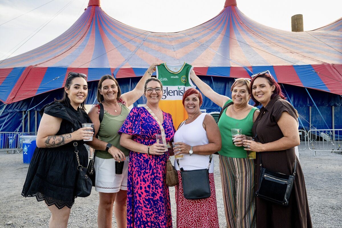 Sisters Mikaela, Debbie, Beckie, Fiona, Anna, Anne-Marie and Nicki from Offaly at Live at the Marquee. Picture: Chani Anderson Sisters Mikaela, Debbie, Beckie, Fiona, Anna, Anne-Marie and Nicki from Offaly at Live at the Marquee. Picture: Chani Anderson