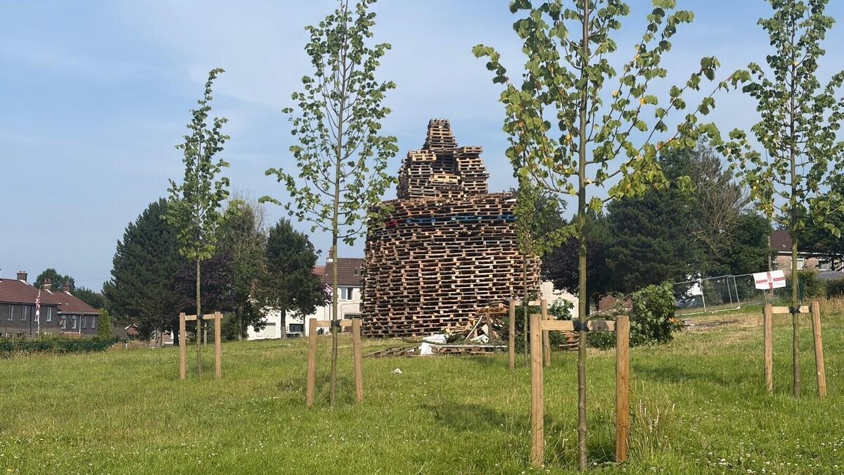 Man dies after falling from bonfire in Belfast