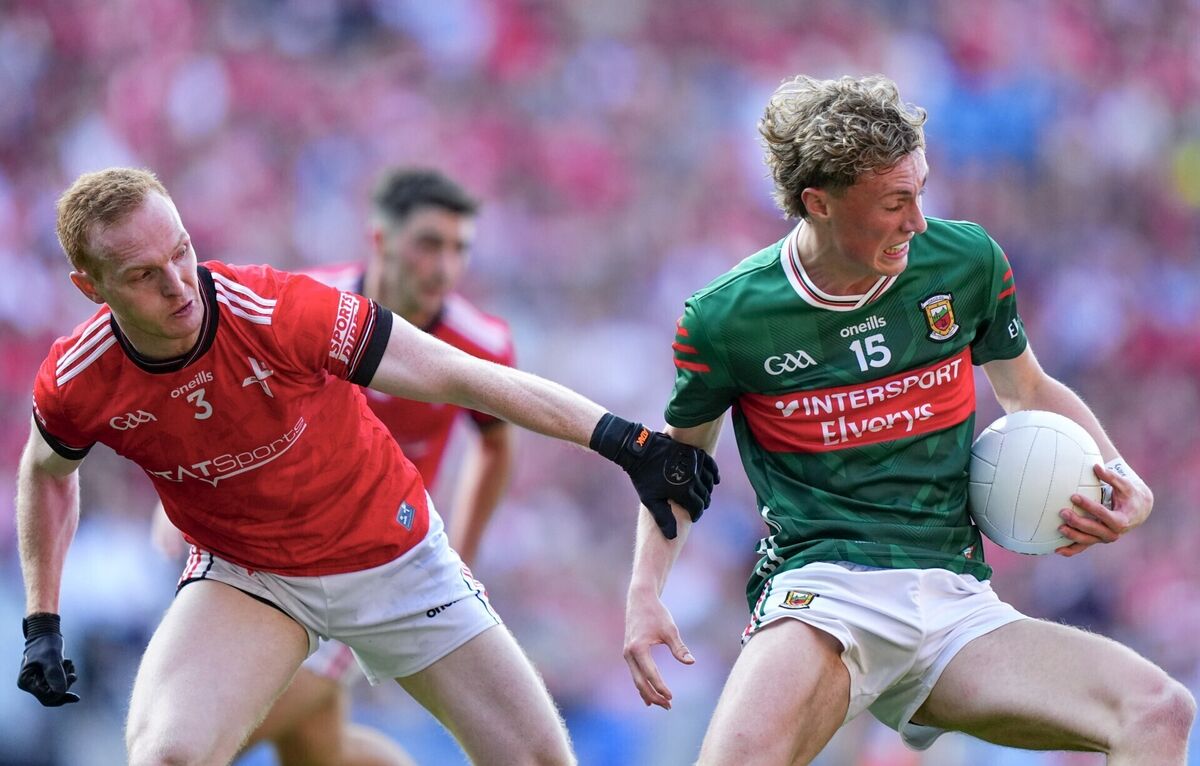 Kobe McDonald turns Louth's Donal McKenny. Pic: James Lawlor/Inpho Kobe McDonald turns Louth's Donal McKenny. Pic: James Lawlor/Inpho