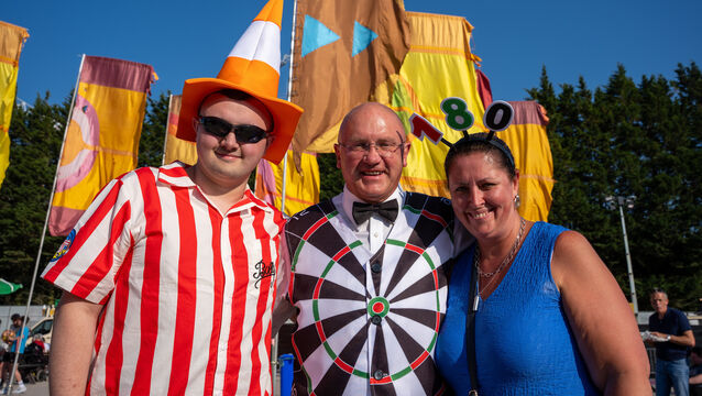 <p>Nathan, George and Carina Hume from Castlemagner at the Marquee Masters. Picture by Noel Sweeney.</p>