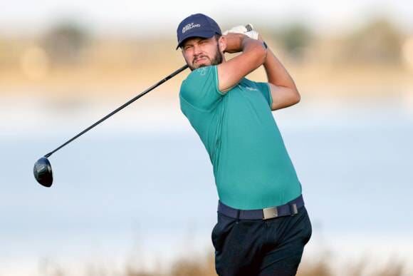 Howard will be wearing the ribbon of Cystic Fibrosis Ireland when he tees off alongside the game’s greatest this Thursday Howard will be wearing the ribbon of Cystic Fibrosis Ireland when he tees off alongside the game’s greatest this Thursday