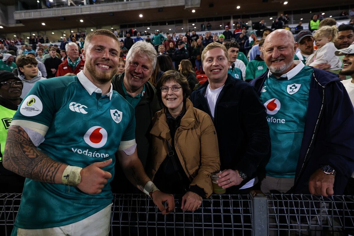 Jansen celebrates with father Fred, mother Kathleen, brother Ciarán and uncle Luke after the game. Pic: Ben Brady/Inpho