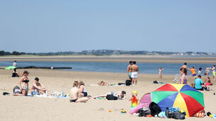 <p>Met Éireann has issued a high temperature warning covering most of the country, as temperatures are set to hit up to 30C in places today. Picture: Leah Farrell/© RollingNews.ie.</p>