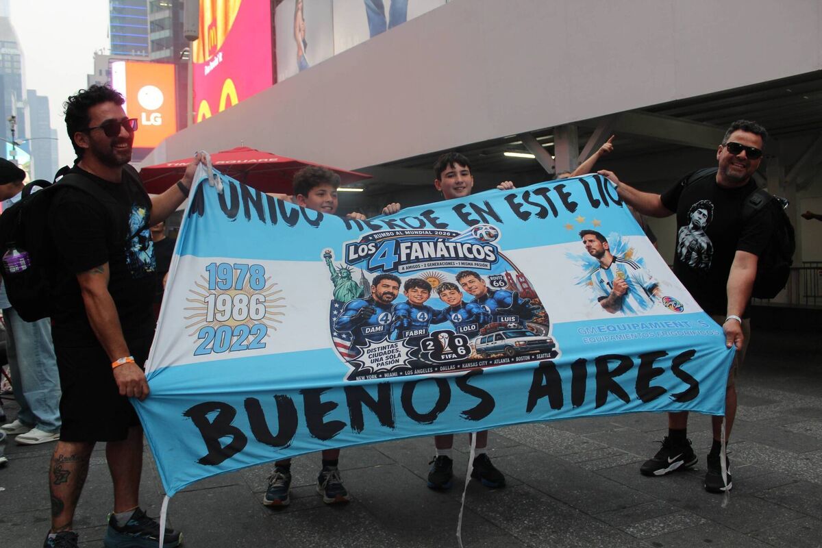 Argentina fans travelling to the World Cup final arrive in Times Square, New York. Photo: Alex Cunningham Argentina fans travelling to the World Cup final arrive in Times Square, New York. Photo: Alex Cunningham