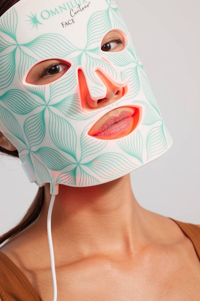Omnilux Contour Face (€461) Omnilux Contour Face (€461)
