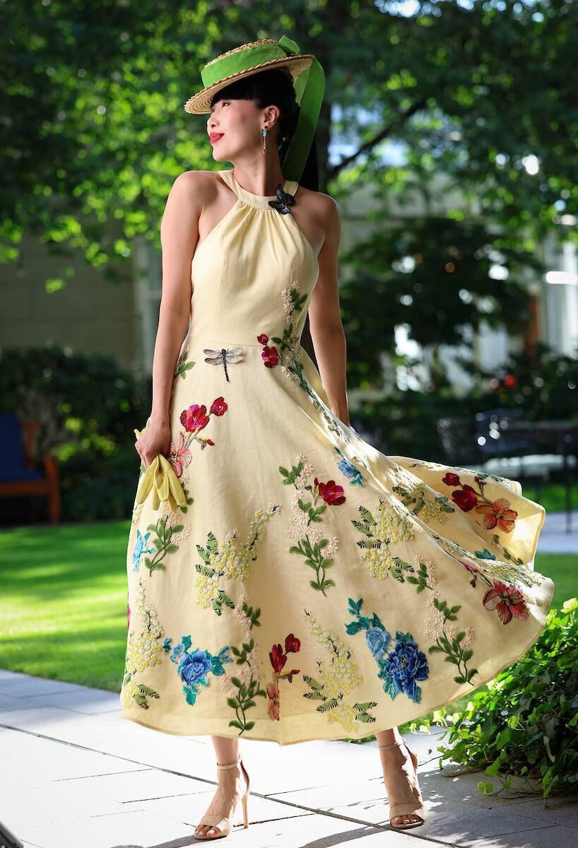 We love this Yellow linen dress with floral applique designed by Liza Brennan of Phoenix V We love this Yellow linen dress with floral applique designed by Liza Brennan of Phoenix V