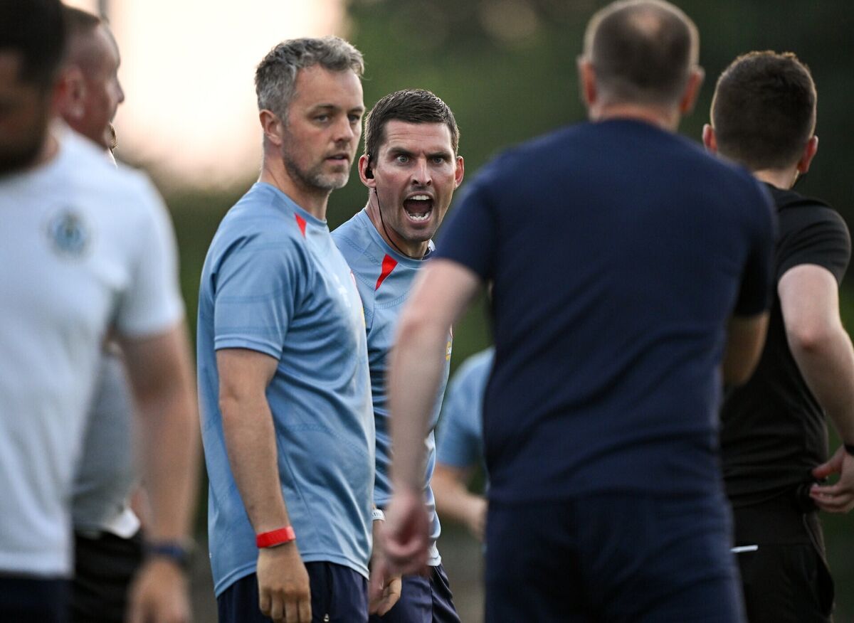 Shelbourne first team coach David McAllister has words with Kerry FC manager Colin Healy. Pic: David Fitzgerald/Sportsfile Shelbourne first team coach David McAllister has words with Kerry FC manager Colin Healy. Pic: David Fitzgerald/Sportsfile