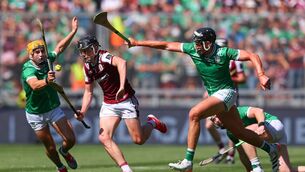 <p>Galway's Gavin Lee with Adam English and Gearoid Hegarty of Limerick. Pic: INPHO/Tom O’Hanlon</p>