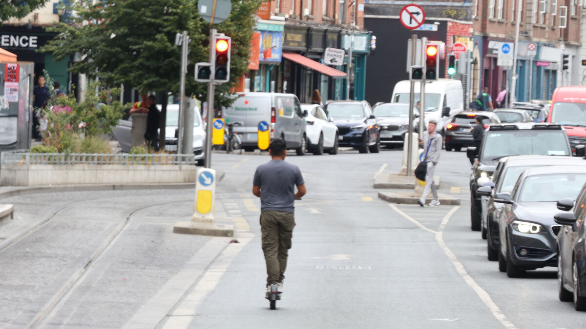 Time the Government stopped 'pleading with industry and retail' on e-scooters