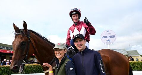 No Mon No Fun puts up late challenge to claim Maiden Hurdle glory at Ballinrobe No Mon No Fun puts up late challenge to claim Maiden Hurdle glory at Ballinrobe