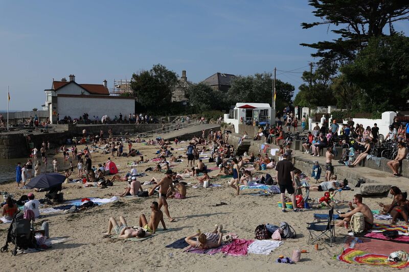 We’re in mid-summer, and we are enjoying (or enduring, depending on how you feel about intense heat) one of the hottest periods on record. It’s what most of us want at this time of year, which is the reason we travel to Spain and elsewhere. So why are scientists losing sleep over the current heatwave? Picture: Conor O’Mearain/RollingNews.ie We’re in mid-summer, and we are enjoying (or enduring, depending on how you feel about intense heat) one of the hottest periods on record. It’s what most of us want at this time of year, which is the reason we travel to Spain and elsewhere. So why are scientists losing sleep over the current heatwave? Picture: Conor O’Mearain/RollingNews.ie