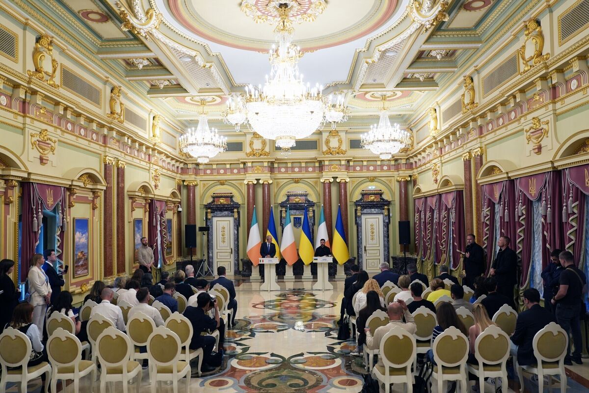 Taoiseach Micheál Martin (left) and Ukrainian President Volodymyr Zelensky during a press conference at the Presidential Palace in Kyiv, Ukraine. Picture: Niall Carson/PA Wire Taoiseach Micheál Martin (left) and Ukrainian President Volodymyr Zelensky during a press conference at the Presidential Palace in Kyiv, Ukraine. Picture: Niall Carson/PA Wire