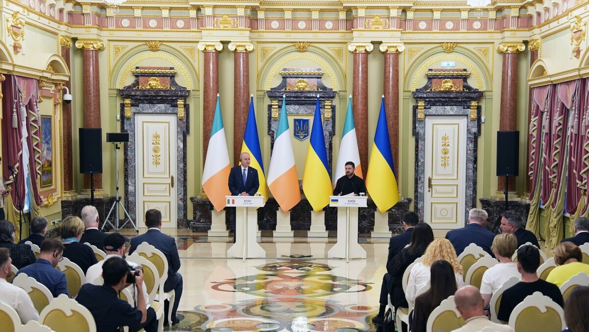 Taoiseach Micheál Martin and Ukrainian president Volodymyr Zelenskyy during a press conference at the presidential palace in Kyiv, Ukraine.	Picture: Niall Carson/PA
