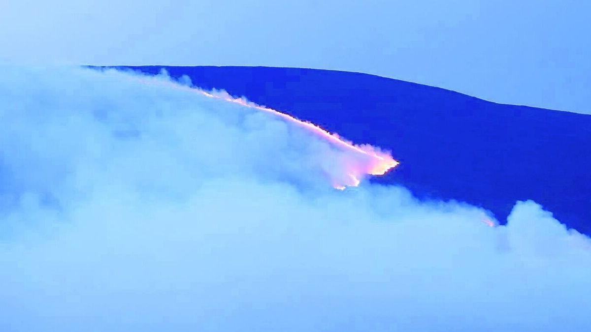 Wildfires 'Ireland's new normal' as firefighters continue to tackle Slievenamon blaze