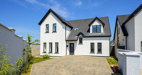 Light, privacy, and modern design at A rated Douglas home
