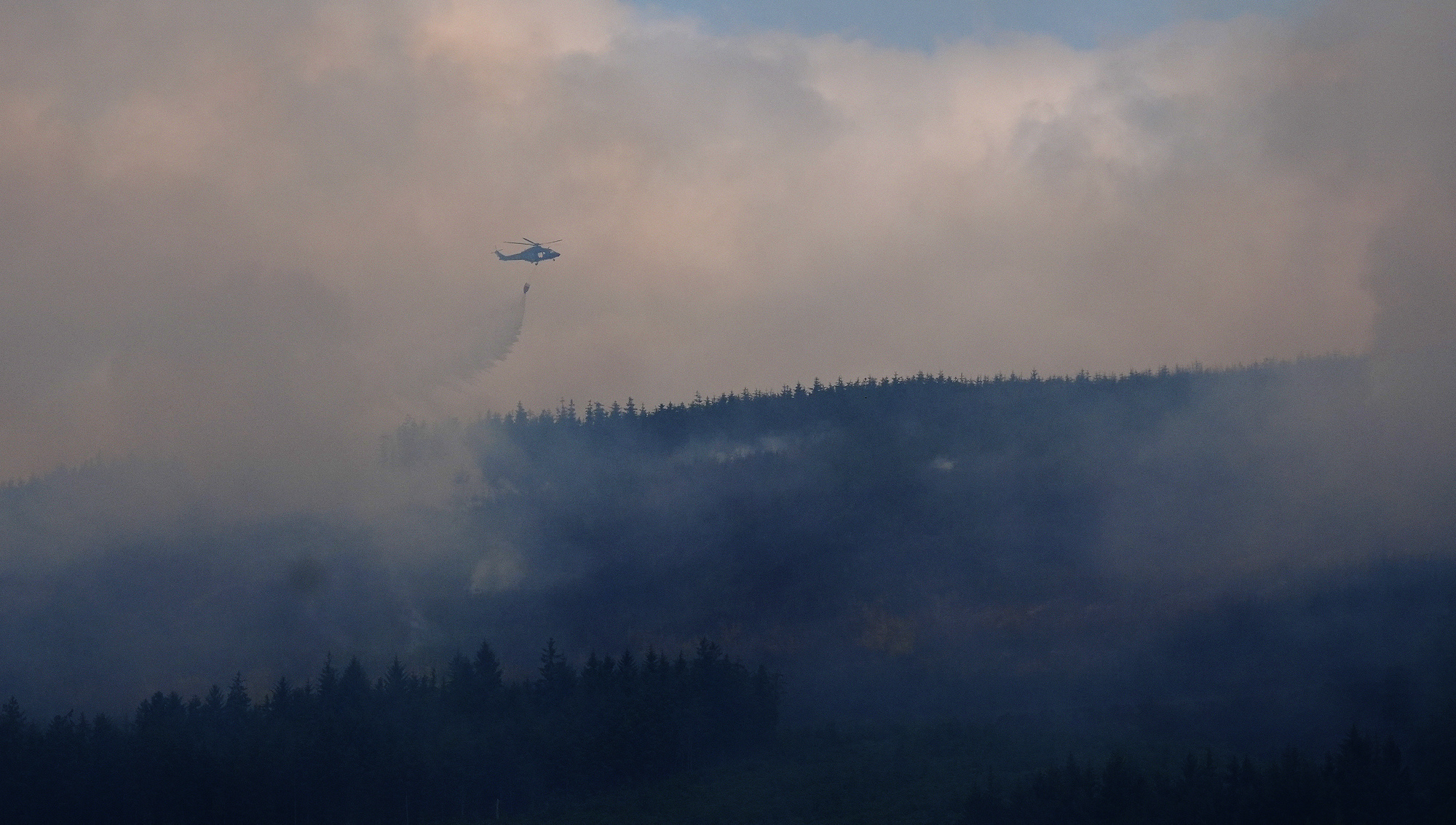 Slievenamon wildfire continuing to burn on Friday