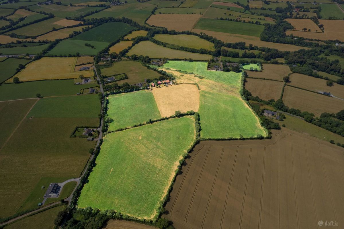 Marked aerial photo of the 38-acre farm at Knocknagapple, Conna, Co. Cork.